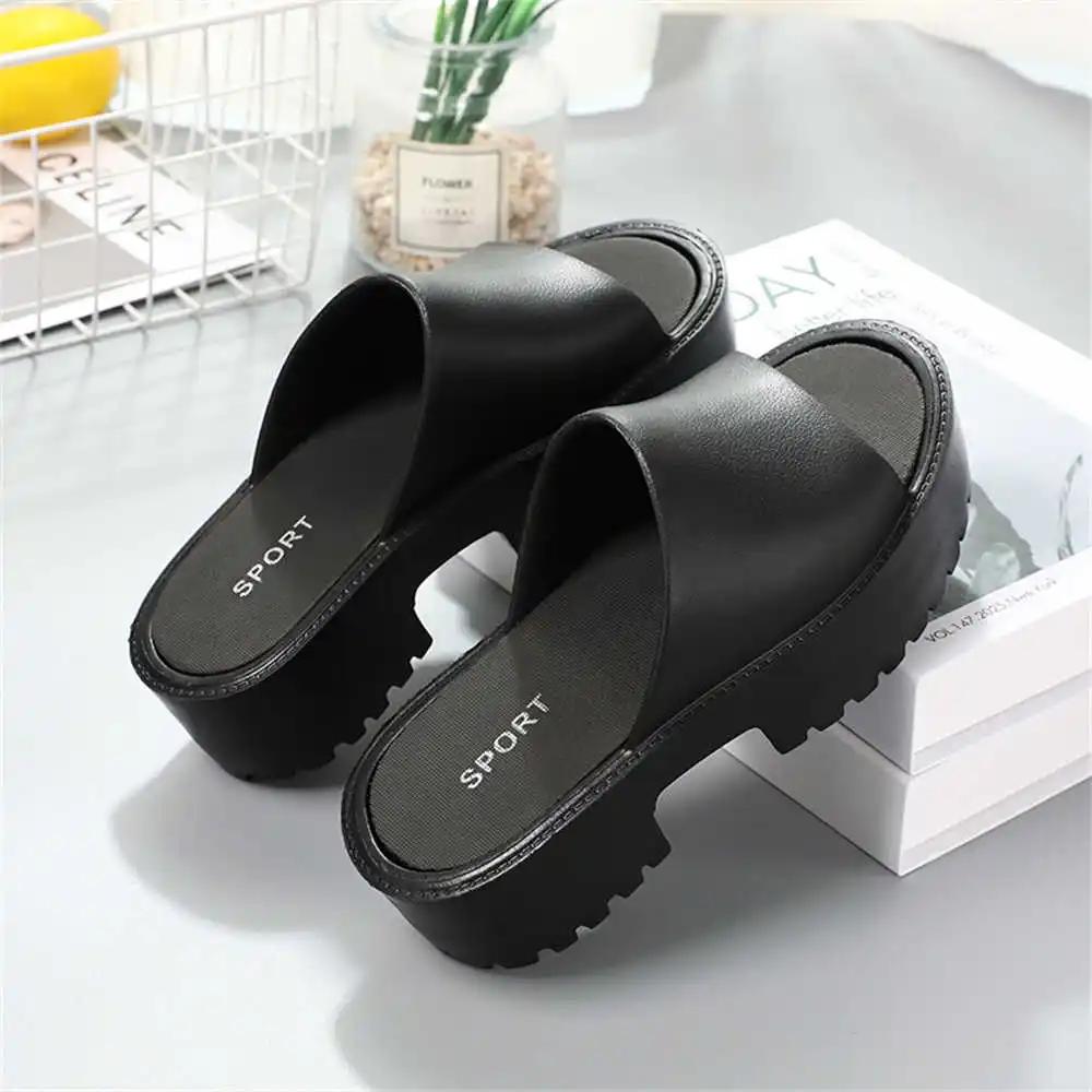 High Heeled Block Heel Sports Flip Flops Slippers Black Slides Shoes Womens Designer Sandals Sneakers Hand Made Fashionable
