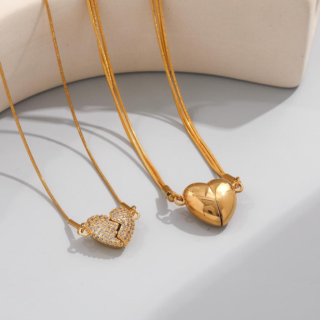 Women's Premium Titanium Steel Clavicle Necklace with Heart Pendant - Non-Fading, Simple, Elegant Design
