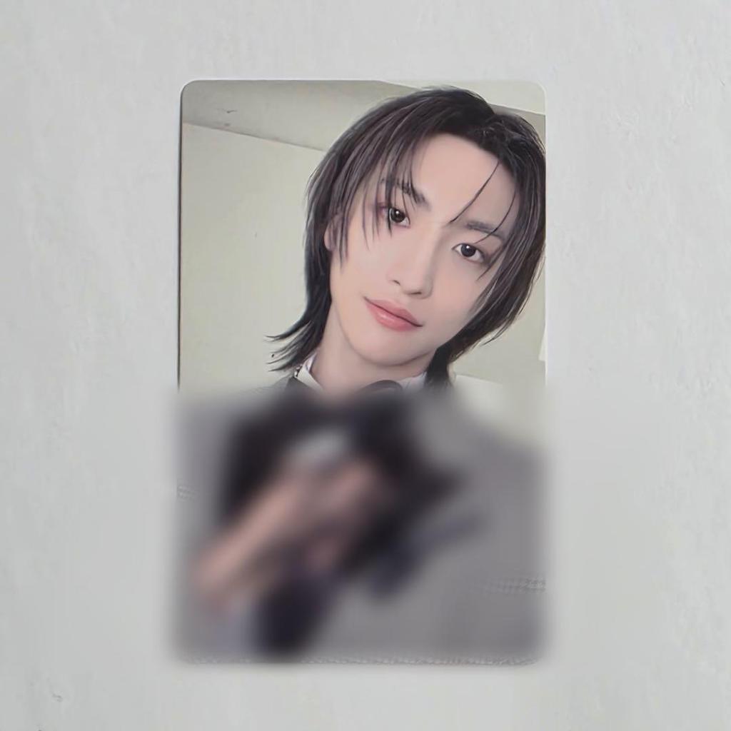 [USED] ATEEZ Seonghwa Autographed Trading Card Send Off