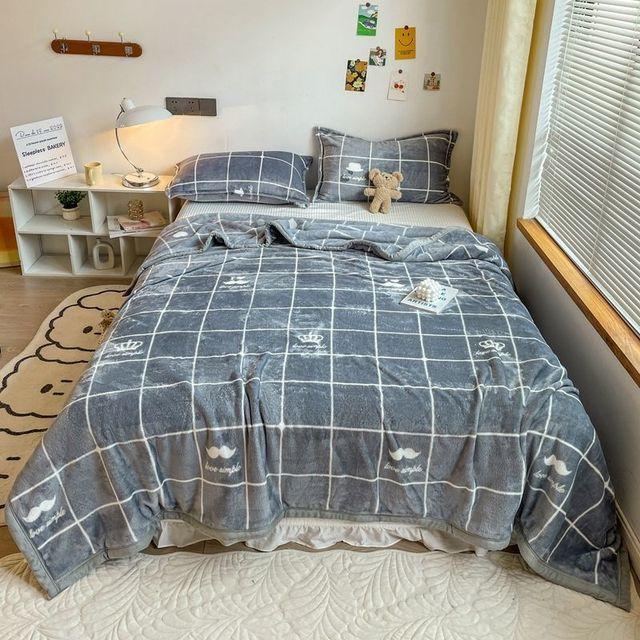 King Queen Size Soft Smooth Coral Fleece Velvet Bed Flat Sheet Winter Warm Thicken Flannel Blanket Not Including Pillowcase