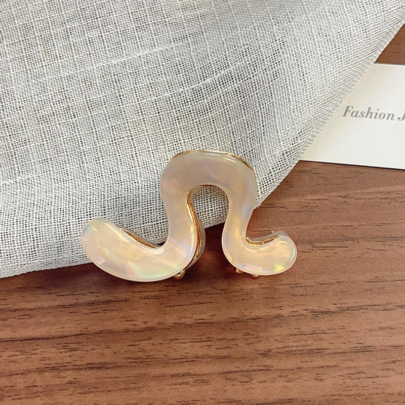 

1pc Fashion Retro Wave Shaped Hair Claw Clips Accents Multiple Chic Colors Perfect for Trendy Styling Y2K Inspired Hair