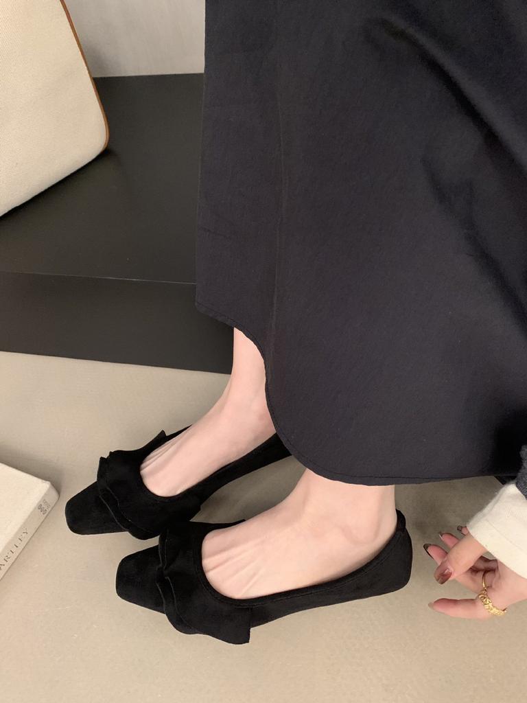 Ladyshoes 2025 New Korean Version Spring and Autumn Square Head Soft Sole Low-heeled Shoes Women's Suede Shallow Mouth One-pedal Single Shoes
