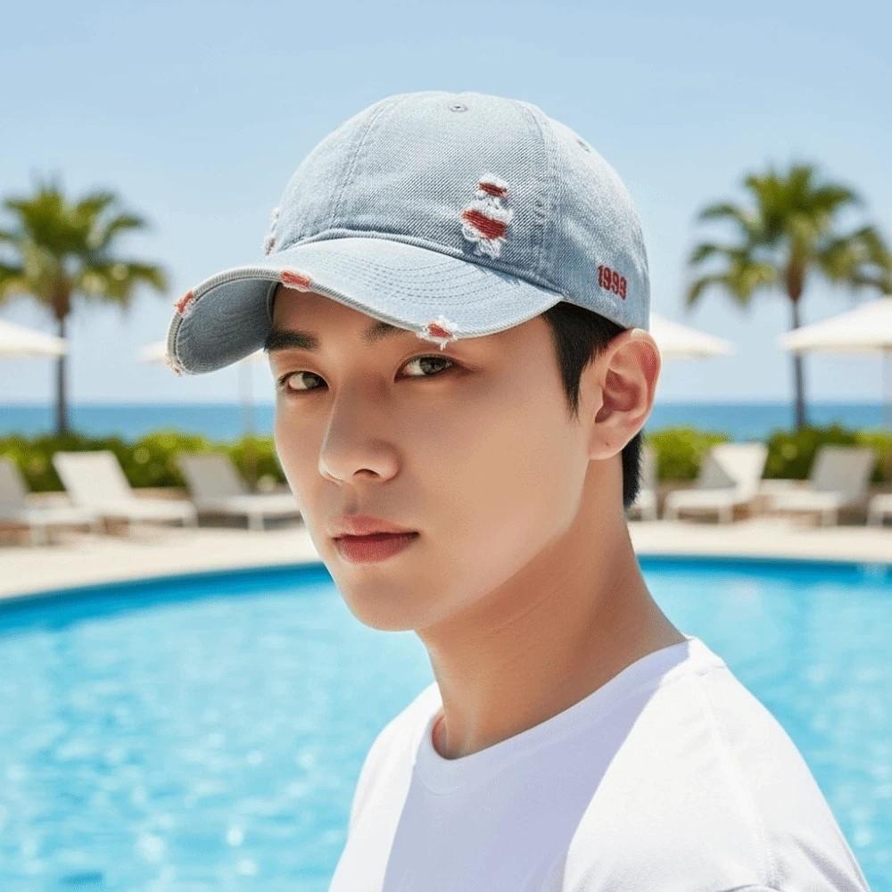 Adjustable Frayed Denim Baseball Cap Sunscreen Versatile Unisex Retro Peaked Hat Sunshade Polyester Distressed Blue Casquette