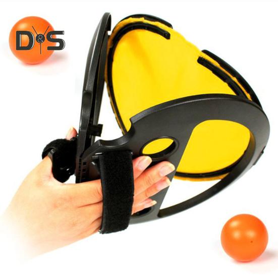 Racket Pocket Catch Game Justerbar håndgripende racket Kids Kaste Catch Ball Leke med Launcher Kaste og Fang Ball Spill Utendørs Leker med Baller