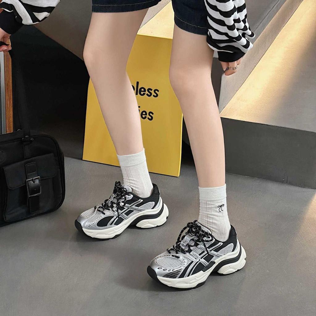 Thick-soled Silver Dad Shoes Women's Spring and Summer 2025 New Light Color Matching Versatile Height Increase Casual Sports Shoes Tide