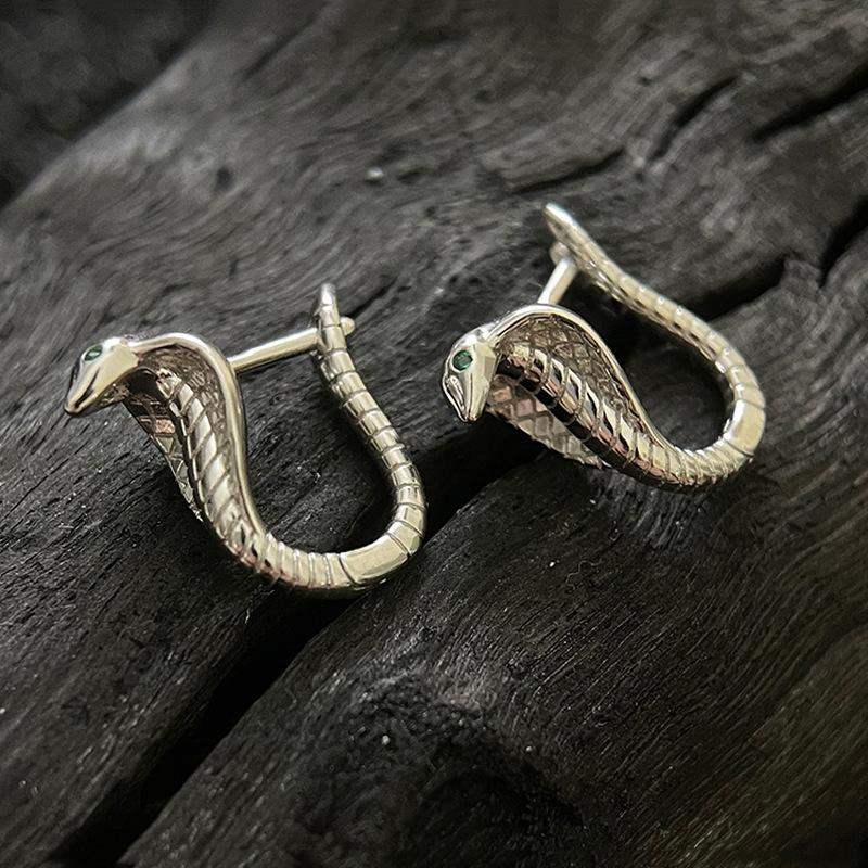 Cold Wind Black Diamond Cobra Earrings Snake Personality Ruffian Handsome Babes Street Hip Hop Green Eyes Snake Earrings