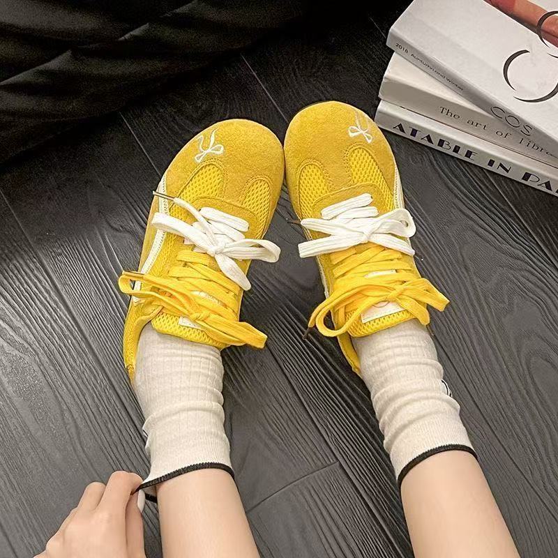 Niche Design Red Platform German Training Shoes, New Original Inner Height Increase Casual Soft Leather Retro Sports Shoes