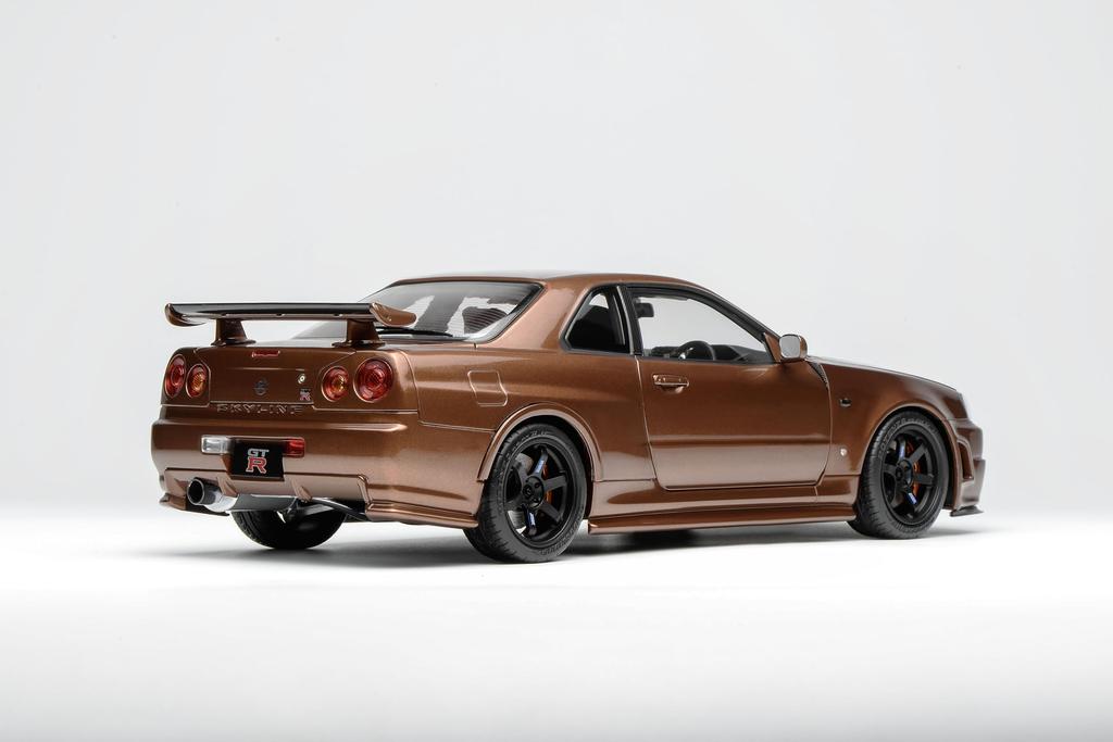 FREESTYLE MOTORHELIX Scale Nissan Skyline CUSTOMIZED VERSION Metal Bronze Finished Product M83414 1/18 GT-R (R34)
