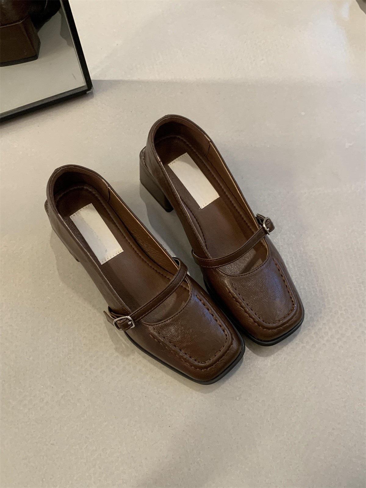 

Retro square head high heels, shallow mouth single shoes, women s spring and autumn new French temperament, evening breeze thick heel Mary Jane 39 темно-коричневого