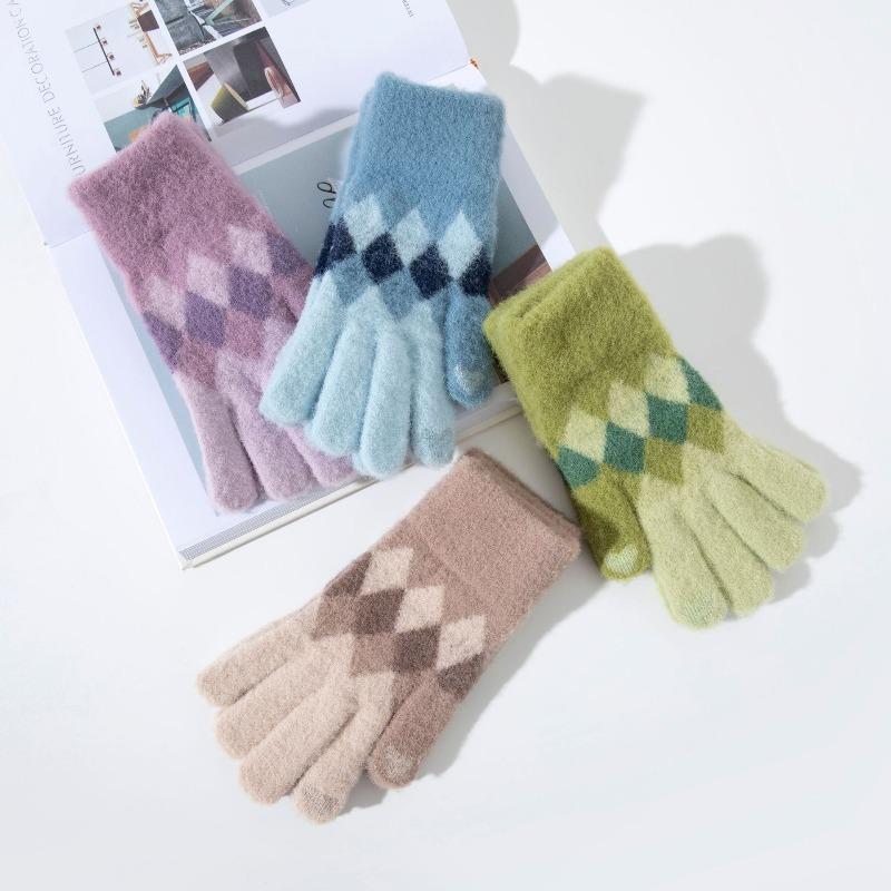 Imitation Mink Rhombus Knitted Plush Gloves Women's Cold Protection and Warmth Piled Thickened Cycling Gloves