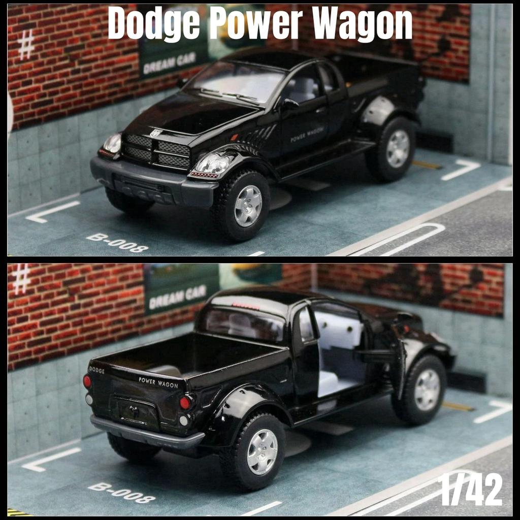KiNSMART Metal Toy Car Model For Children Boys 1:36 Ford Mustang Porsche 911 Dodge Bugatti Chiron BMW Pickup Truck GT Sport Race