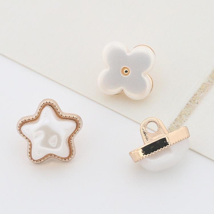 Bílé perleťové knoflíky na košili Dámské oblečení Krásné Vynikající knoflíky Doplňky Univerzální Top Kardigan Knoflíky na košili Malé