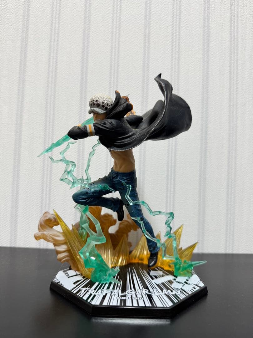

[USED] Figuarts ZERO Trafalgar Law -Gamma Knife- Figure