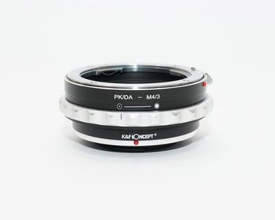 KONCEPT Pentax K DA Objektiv Adaptér pro bajonet Micro Four Thirds Clona Hadřík na čištění objektivu v ceně K&F PK/DA -m4/3 Nastavitelný! da-m43 (KFM43)