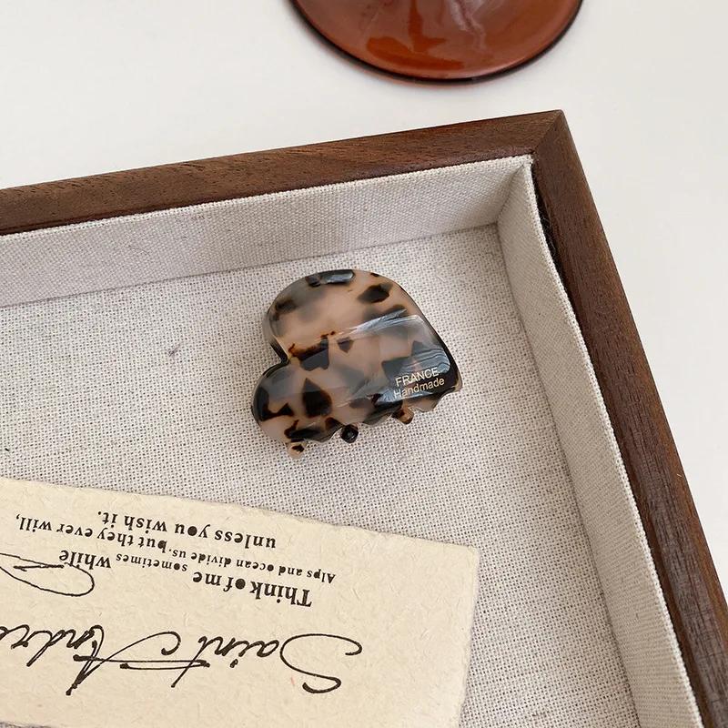 3.5cm Small Hairclaw Acetate Hair Crabs for Girls Cute Heart Shaped Hairclips for Women and Children Hair Accessories