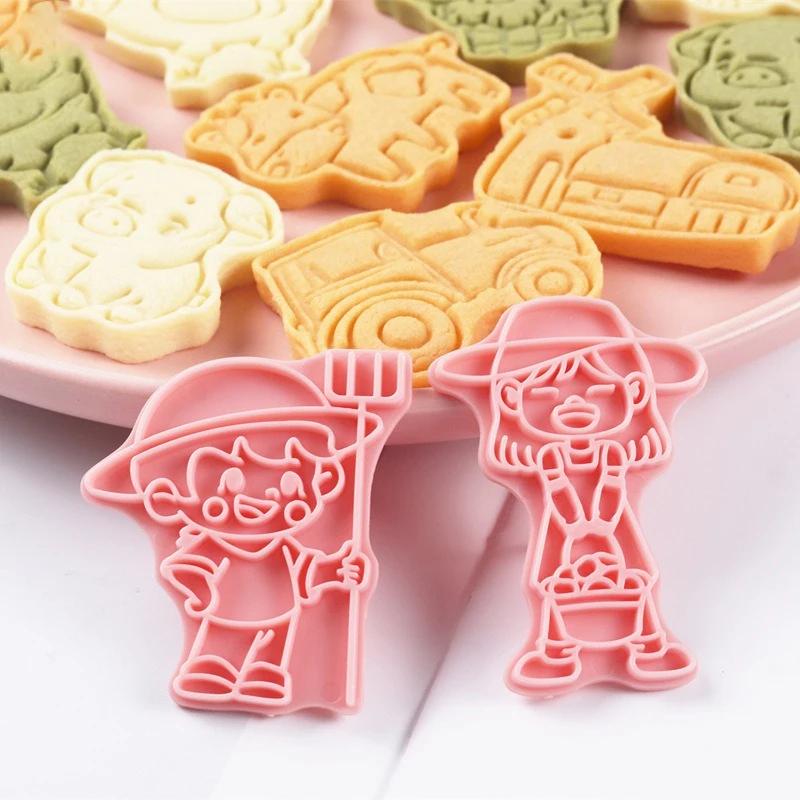 8Pcs Farm Animal Cookie Cutters Mold Set Cartoon Chicken Pig Sheep Cow Cookie Mold Press Baking Kitchen Pastry Bakeware Tools