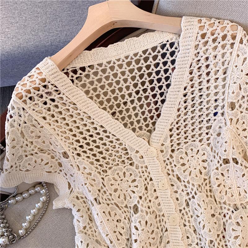 Vintage V Neck Handmade Crochet Knit Cardigan Women Summer Fashion Hollow Out Design Casual Versatile Loose Slimming Blouse