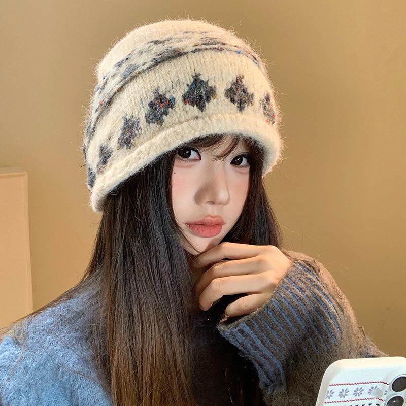 Jacquard knitted crimped headgear women's autumn and winter warm new fashionable versatile face small wool hat