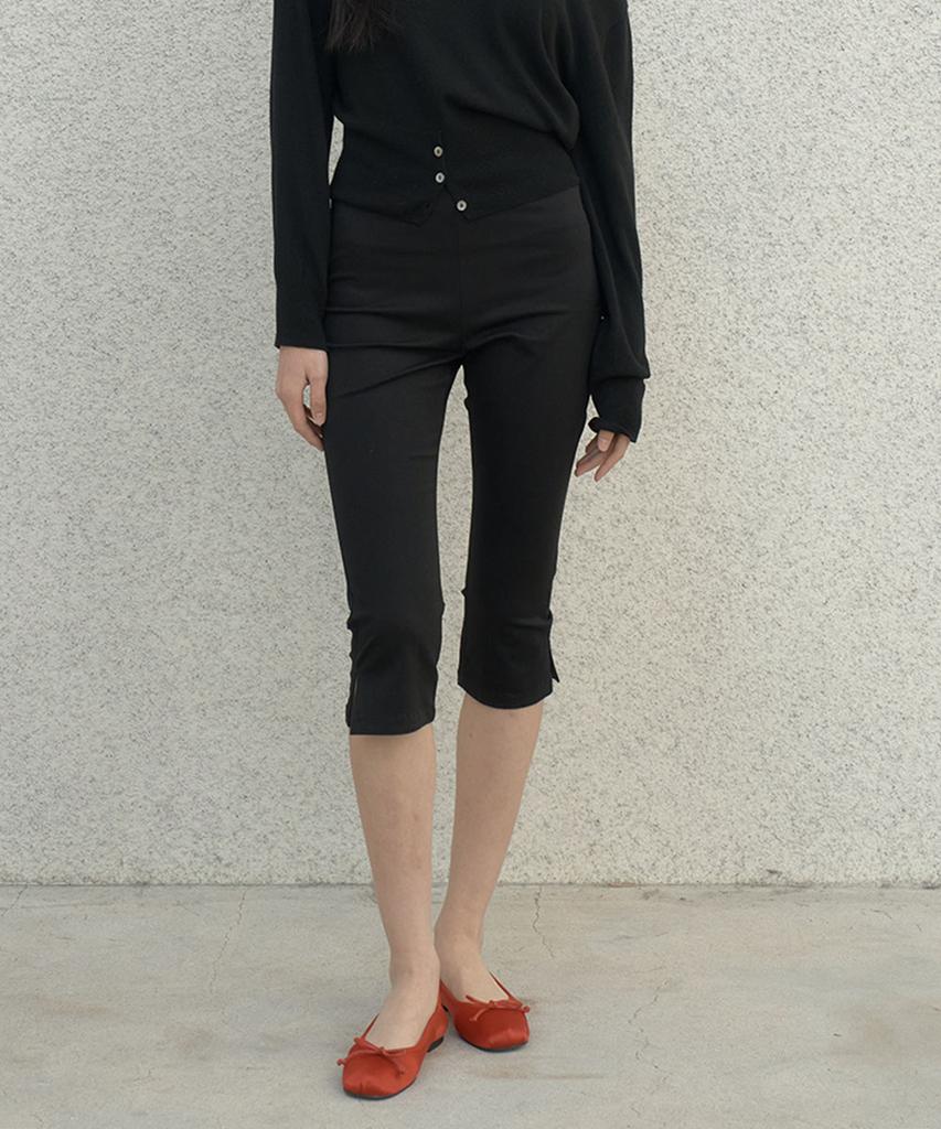 Deoenel Bermue Capri Pants