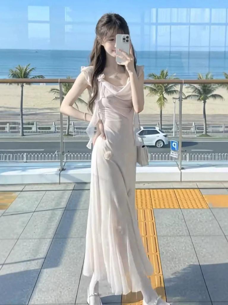 Gentle wind temperament fairy swing collar suspender dress 2026 summer new elegant and beautiful waist long dress women's clothing