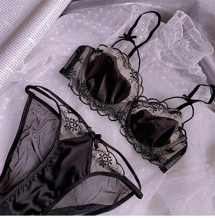 Lace Push-Up Bra Set for Small Busts - Side Support & Anti-Sagging Design