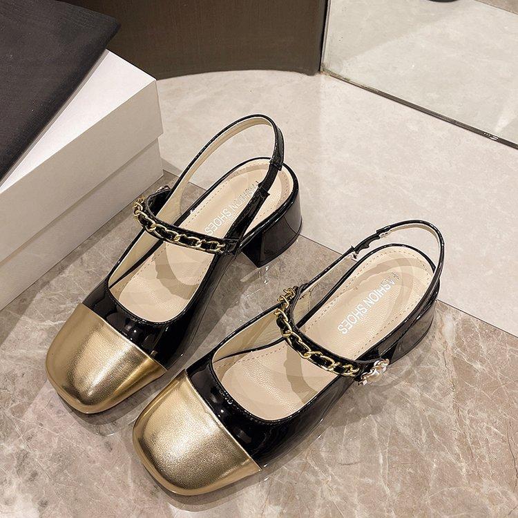 Fashion Hot Selling All-Match 2025 Sandals Female Shoe Block Heels New Closed Chunky Spring Retro Scandals Janes Closed Toe Sandals