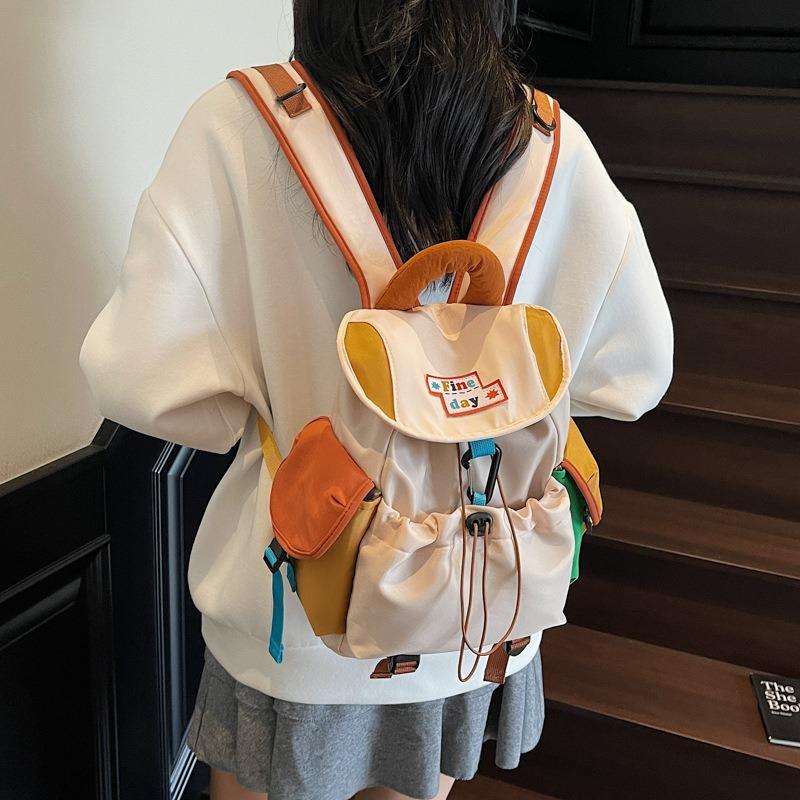 Casual large-capacity women's backpack, new contrasting colors, versatile commuter backpack, college student schoolbag