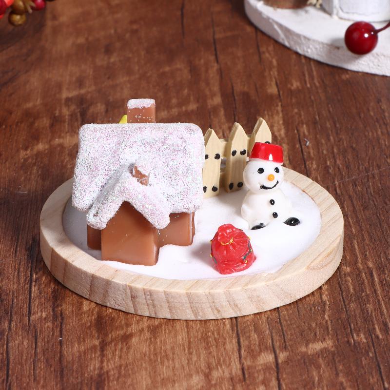 Cute Mini Christmas Snow House Xmas Tree Snowman Scene Ornament Dollhouse Decoration Micro Landscape Ornaments Xmas Gifts
