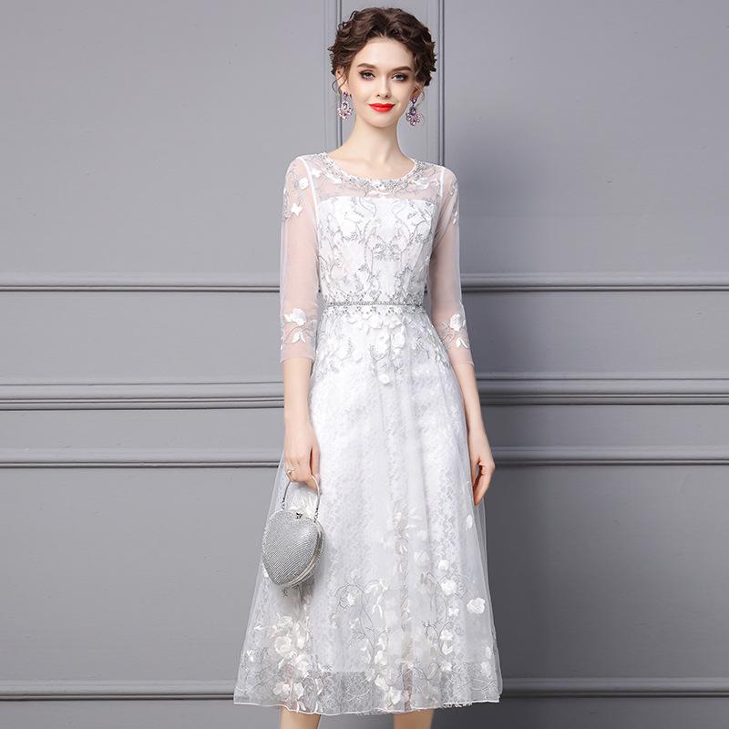 

Zhilili High-End Embroidered White Fairy Dress – Spring 2025 Collection S