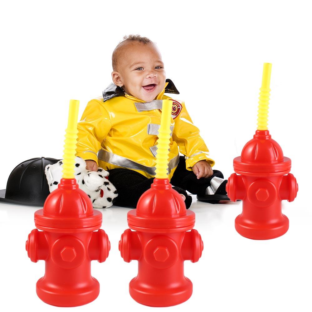 Novelty Fire Hydrant Straw Cup Red Plastic Fire Hydrant Water Cup with Lids Reusable Party Supplies Fireman Birthday Party