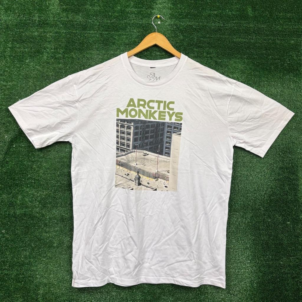 Arctic Monkeys The Car Photo Album Graphic T-shirt size 2XL Unisex T-Shirt