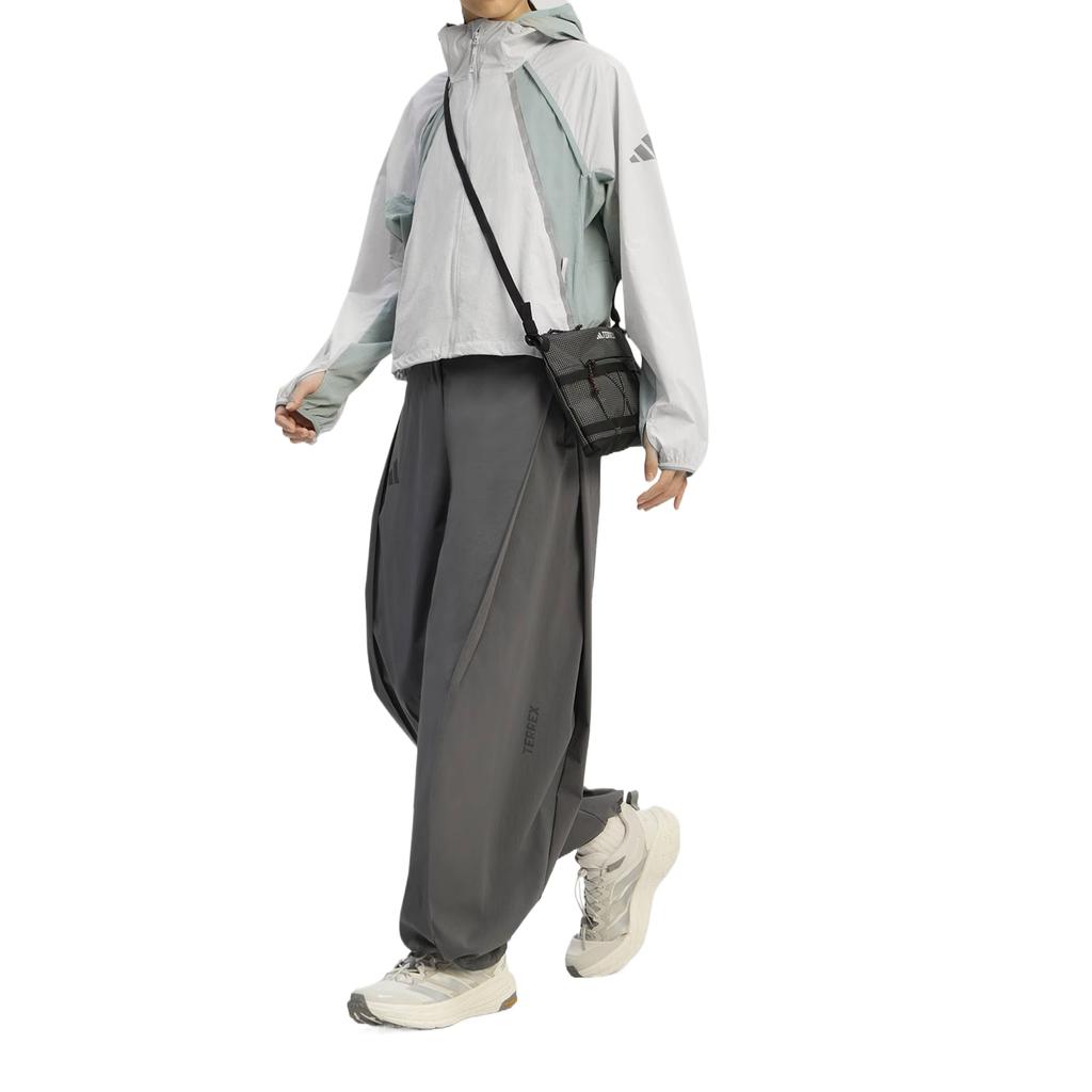 adidas Jackets Women's Light Gray/Wonder Light Gray Green Hooded Moderate Other KD4376