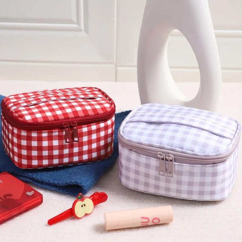 Cute Red Purple Plaid Handbag for Women, Portable Travel Makeup Pouch, Small Large Toiletry Cosmetic Bag with Zipper