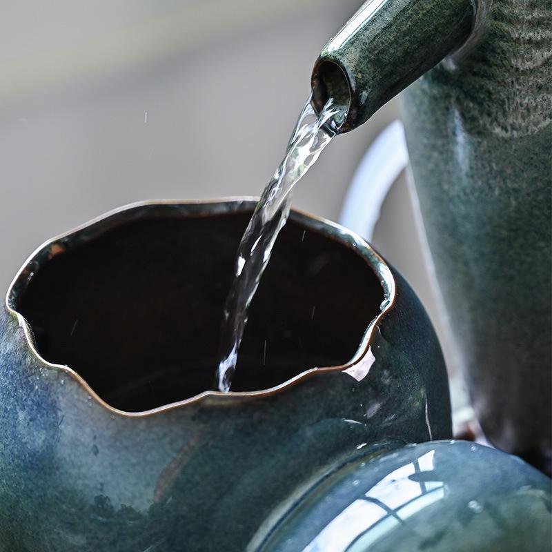 Kiln-Fired Ceramic Water Jar with Filtration, Circulation, and Ornamental Flow for Fish Tanks