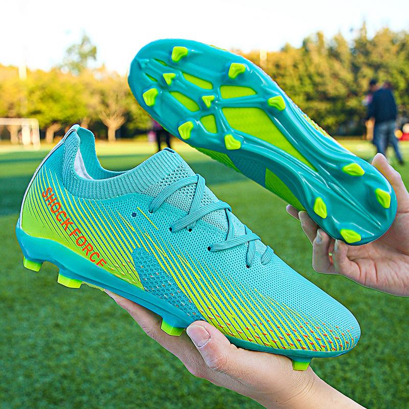 

World Cup low-top football shoes men s spikes artificial turf sports training shoes student competition shoes women 2025 34