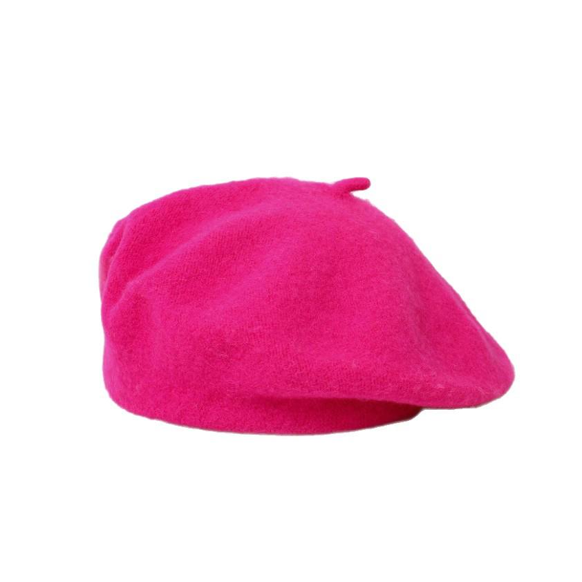 Vintage British Women's Wool Beret: Knitted Artist Hat for Autumn & Winter Warmth