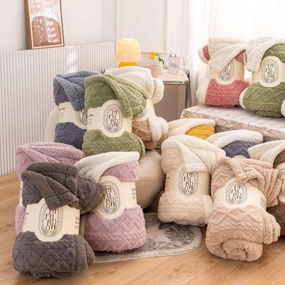 Jacquard Flannel Wool Nap Sofa Blanket Warm Breathable Sofa Blanket for Office Home Travel Soft Warm Blanket with Heat Retention