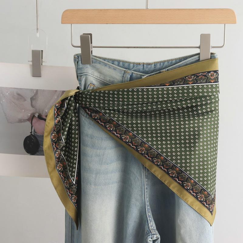 High-End Retro Tie-Dye Triangular Binder Headcloth Women's Spring and Summer New Niche Fashion All-Matching Scarf Jeans Belt