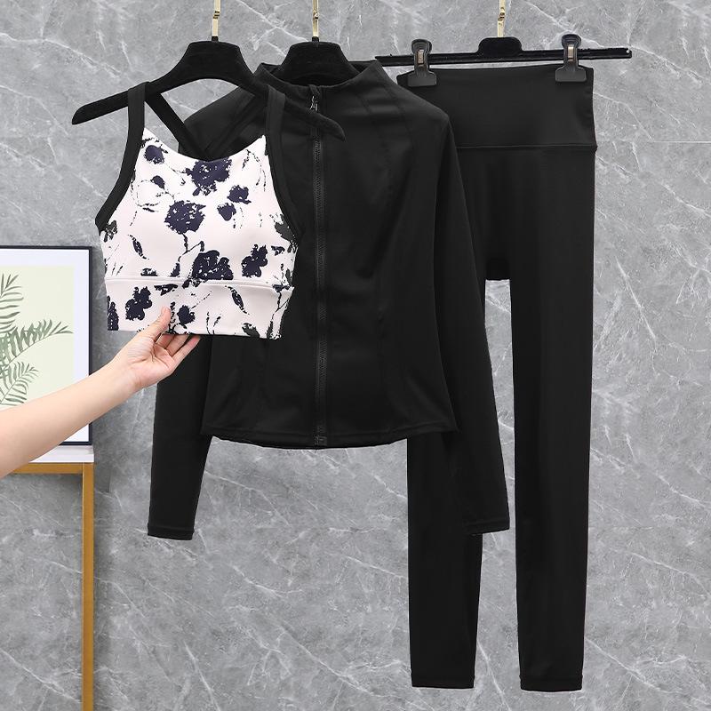 Ruched Yoga Suit Set: Yoga Top, Hip-Lifting High-Waisted Leggings, Fitness Bra