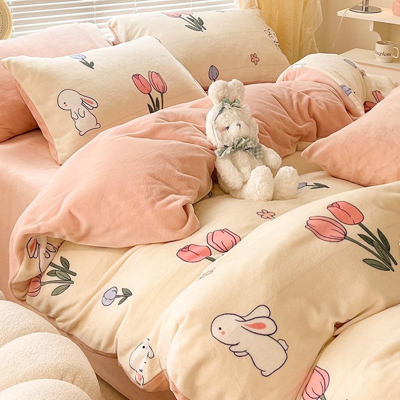 Winter Thickened Milk Velvet Four-piece Set Plus Velvet Warm Coral Velvet Quilt Cover Flannel Sheet Quilt Cover Bedding