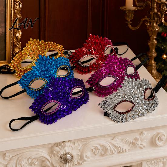 Elegant Costume Party Mask Gothic Cat Eye Masquerade Mask, Rhinestone Vintage Half Face, Sexy Shining Venetian Style Halloween Costume, Glitter