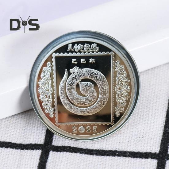 2025 Snake Commemorative Coin Chinese New Year Collectible Iron Coin Year of The Snake Badge Coin for Wealth And Good Luck