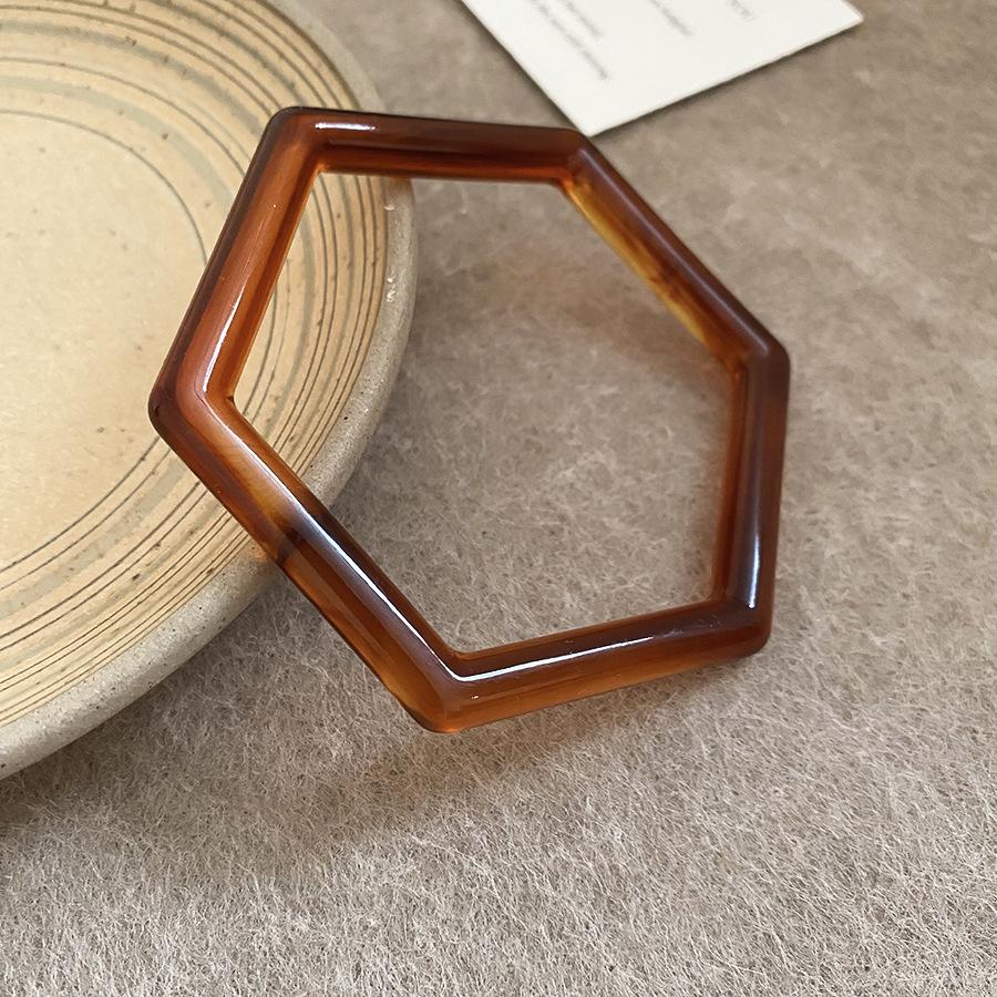 European and American Fashion High-End Marbled Acrylic Bangle Bracelet - Women's Versatile Hand Jewelry