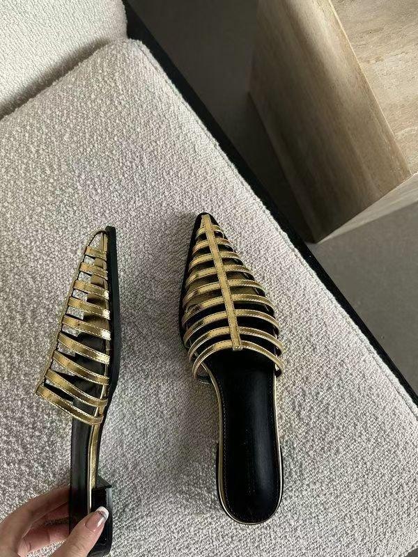 

Тапочки Baotou женские с плоской подошвой и острым носком модные римские сандалии полые сандалии весна-лето 2025 новые полутапочки 40 золотой