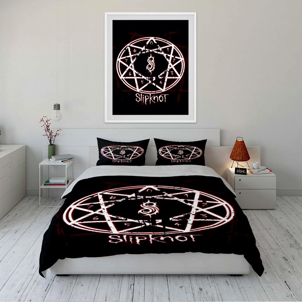 סט מצעים שחור עם לוגו Slipknot סט מצעים (1 ציפה לשמיכה, 2 ציפיות לכריות, שמיכה אינה כלולה)