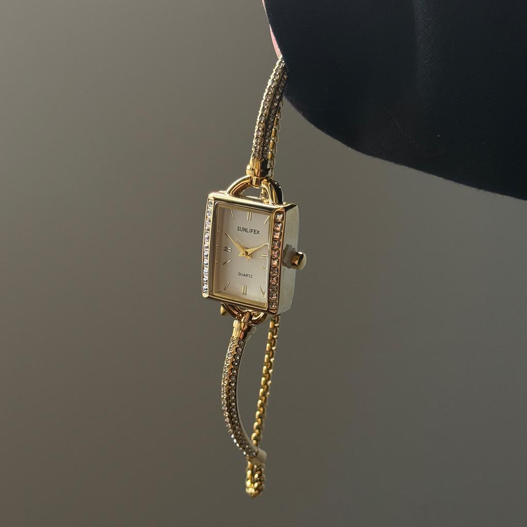 Sunlifex Klimmzug Armbanduhr Modisch Klein Frisch Kleines Quadratisches Uhr Wasserdicht Studenten Uhr Weiblichkeit