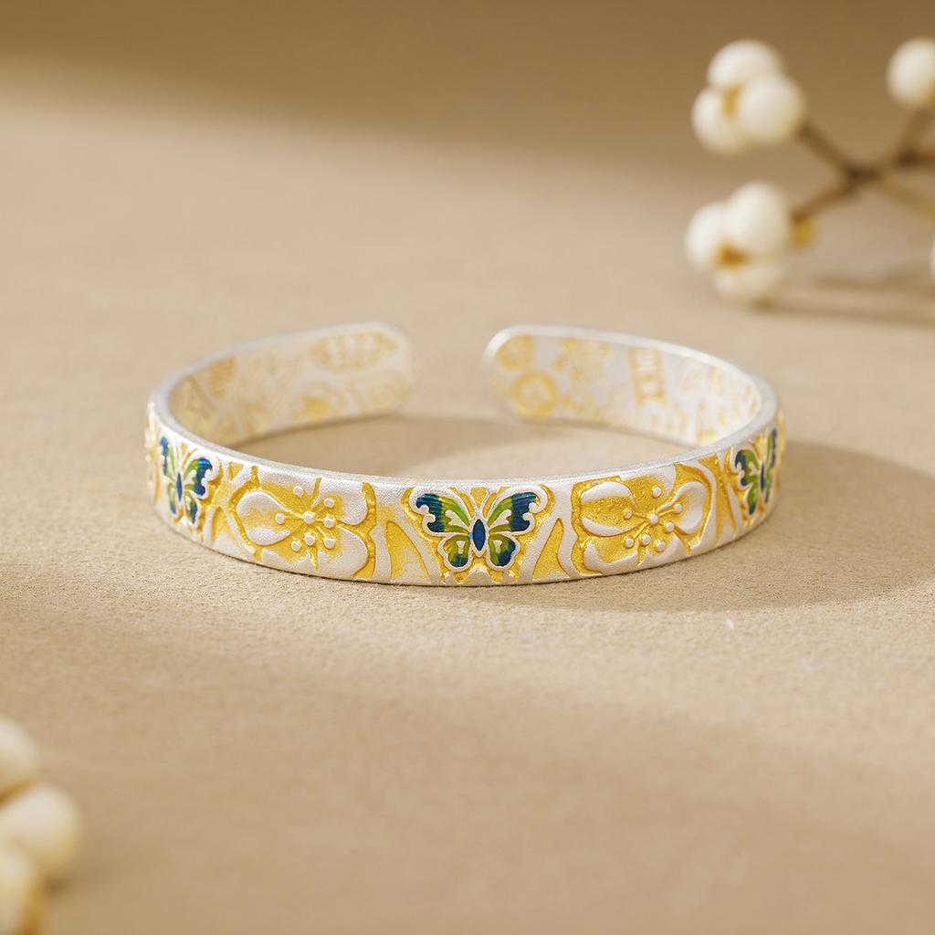New Chinese open enamel butterfly bracelet, retro gold-painted pattern bracelet, simple and adjustable versatile women's models