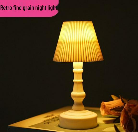 

Ретро ночник: Мини-настольная лампа с защитой для глаз для атмосферы спальни и общежития