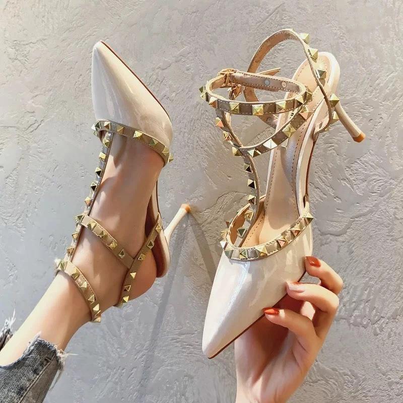 

Fashion Riveted Nude High Heels, Thin Heels, 2025 Summer New Pointed-toe, Large-sized Sexy Backheel Women s Fashion Single Shoes 42