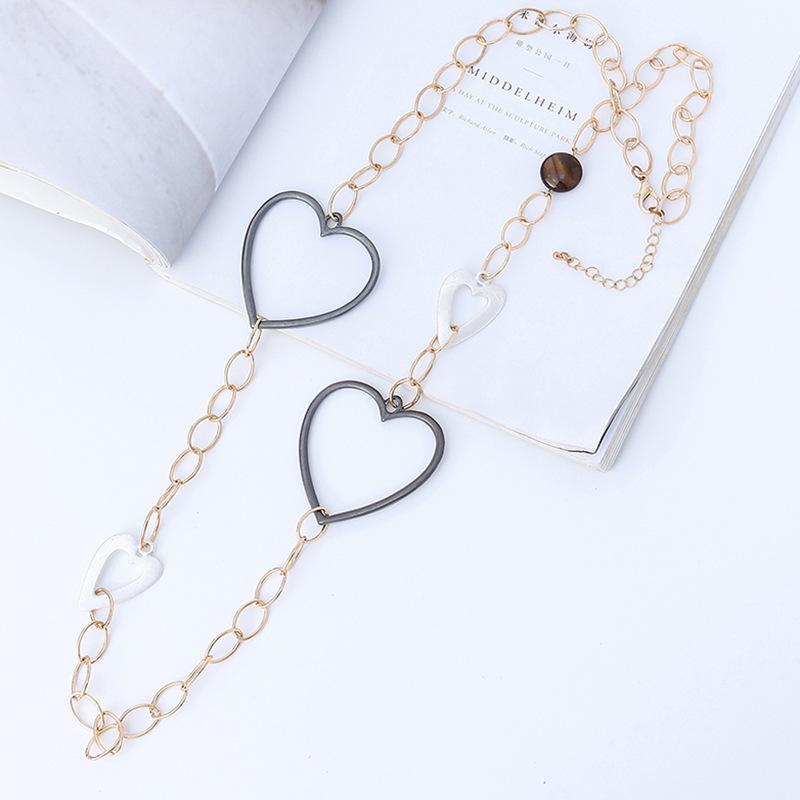 Women'S Sweater Chain Fashion Exaggerated Versatile Peach Heart Metal Brushed Long Necklace